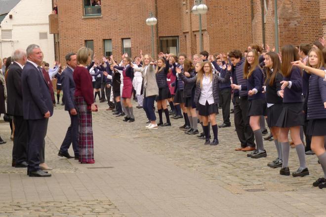 Bezoek Koningin Mathilde aan Spermalie