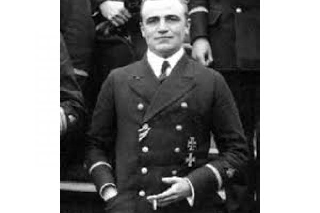 Captain LT Pustkuche of UB-29 who torpedoed HMS Sussex 